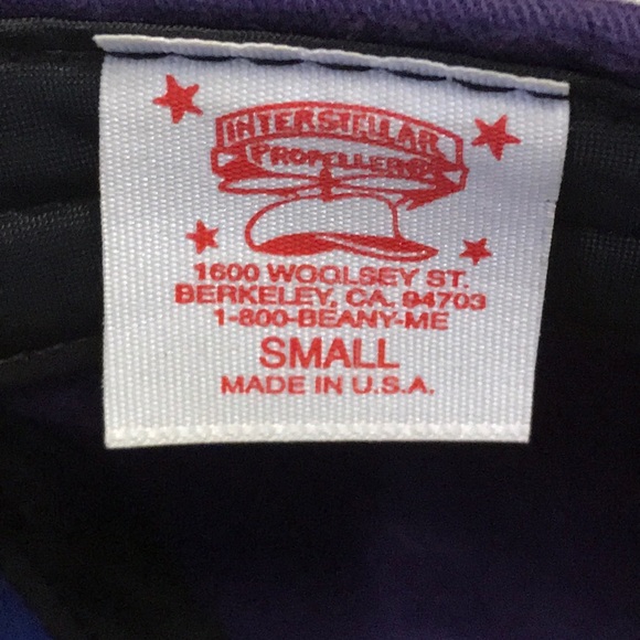 Intersellar propeller beanie with bear Sz small . - Picture 5 of 5